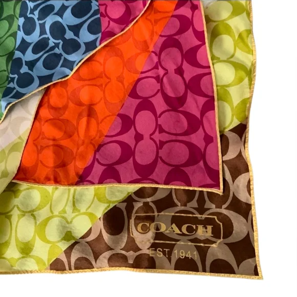 Coach Legacy 2007 - 4 Piece Set - Tote, Wallet, Makeup Bag & Scarf - Picture 11 of 14